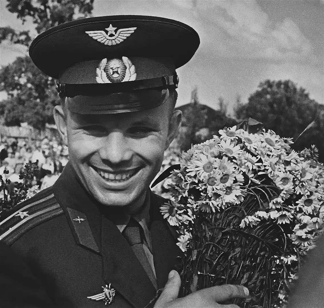 9 марта 1934 года родился Юрий Гагарин. Люберецкий техникум имени Героя .